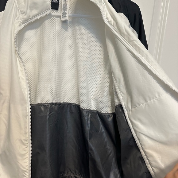 Adidas Black White and Gray Windbreaker Jacket Women’s size Small - Picture 5 of 8